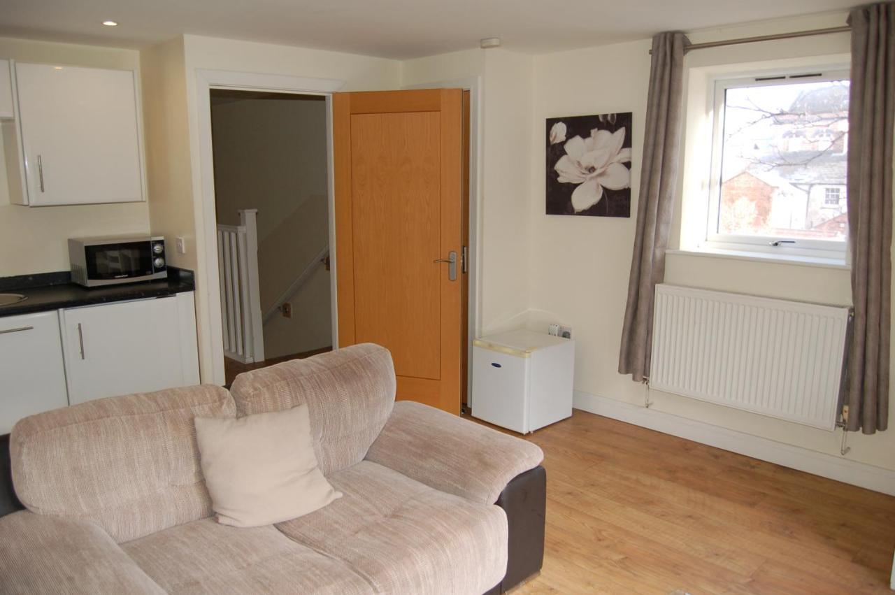 Apartament Saracens Courtyard By Swa Cheltenham Zewnętrze zdjęcie