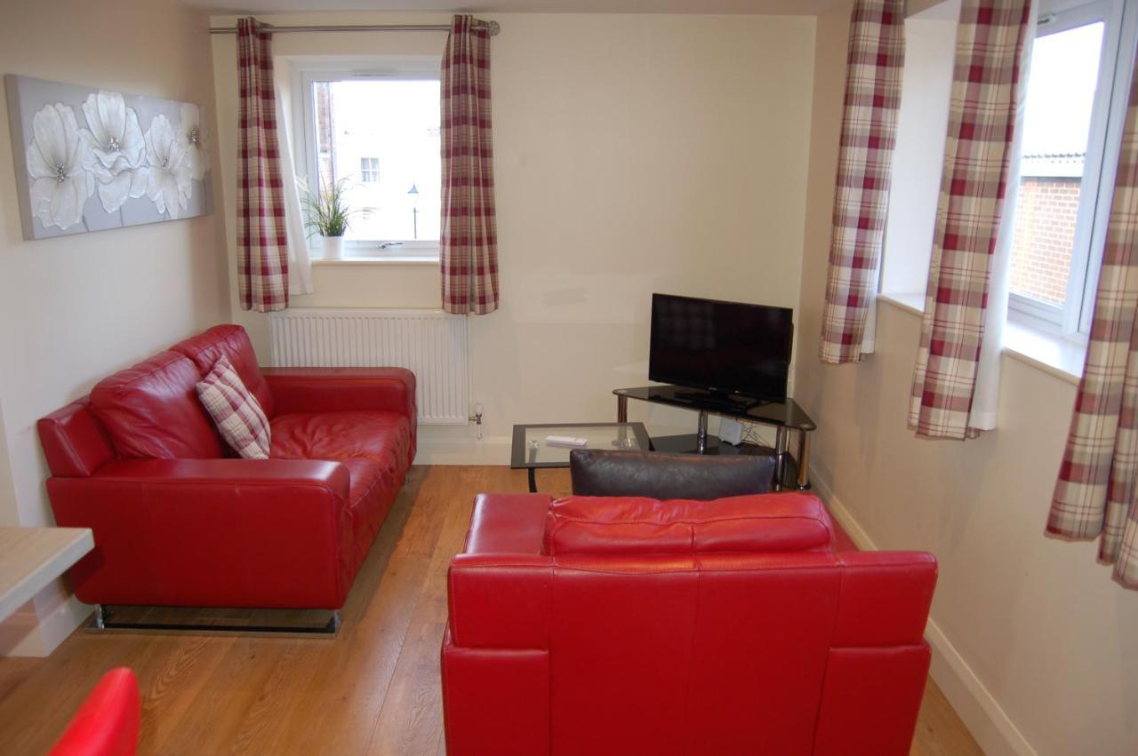 Apartament Saracens Courtyard By Swa Cheltenham Zewnętrze zdjęcie