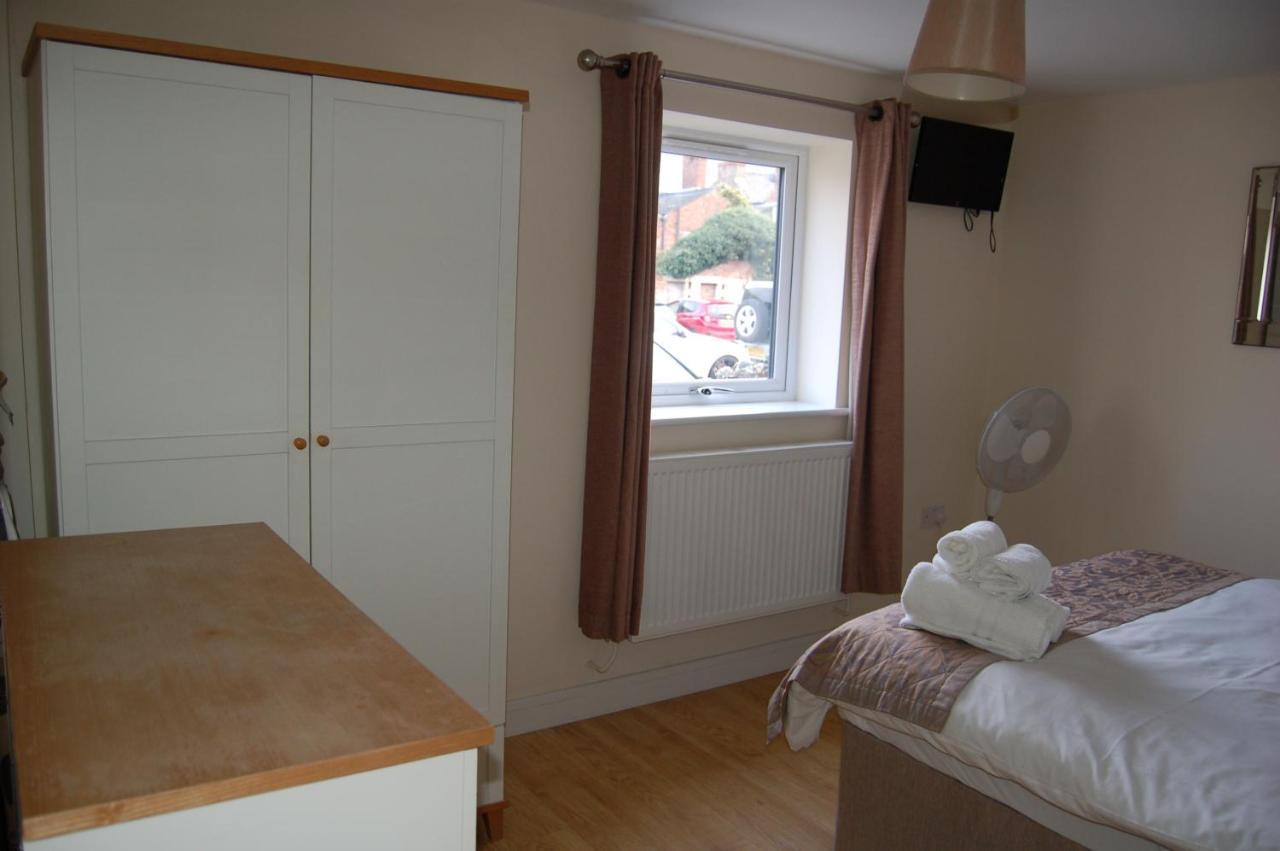 Apartament Saracens Courtyard By Swa Cheltenham Zewnętrze zdjęcie